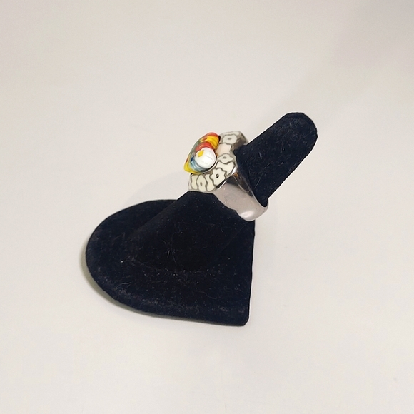 Raised Glass Heart Enamel Metal Statement Ring - Picture 5 of 10
